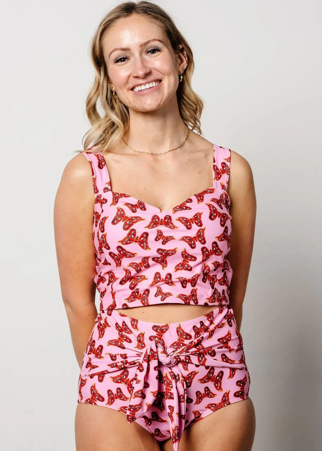 Kortni Jeane | Original Latter-Back Top Metamorphosis Fashion